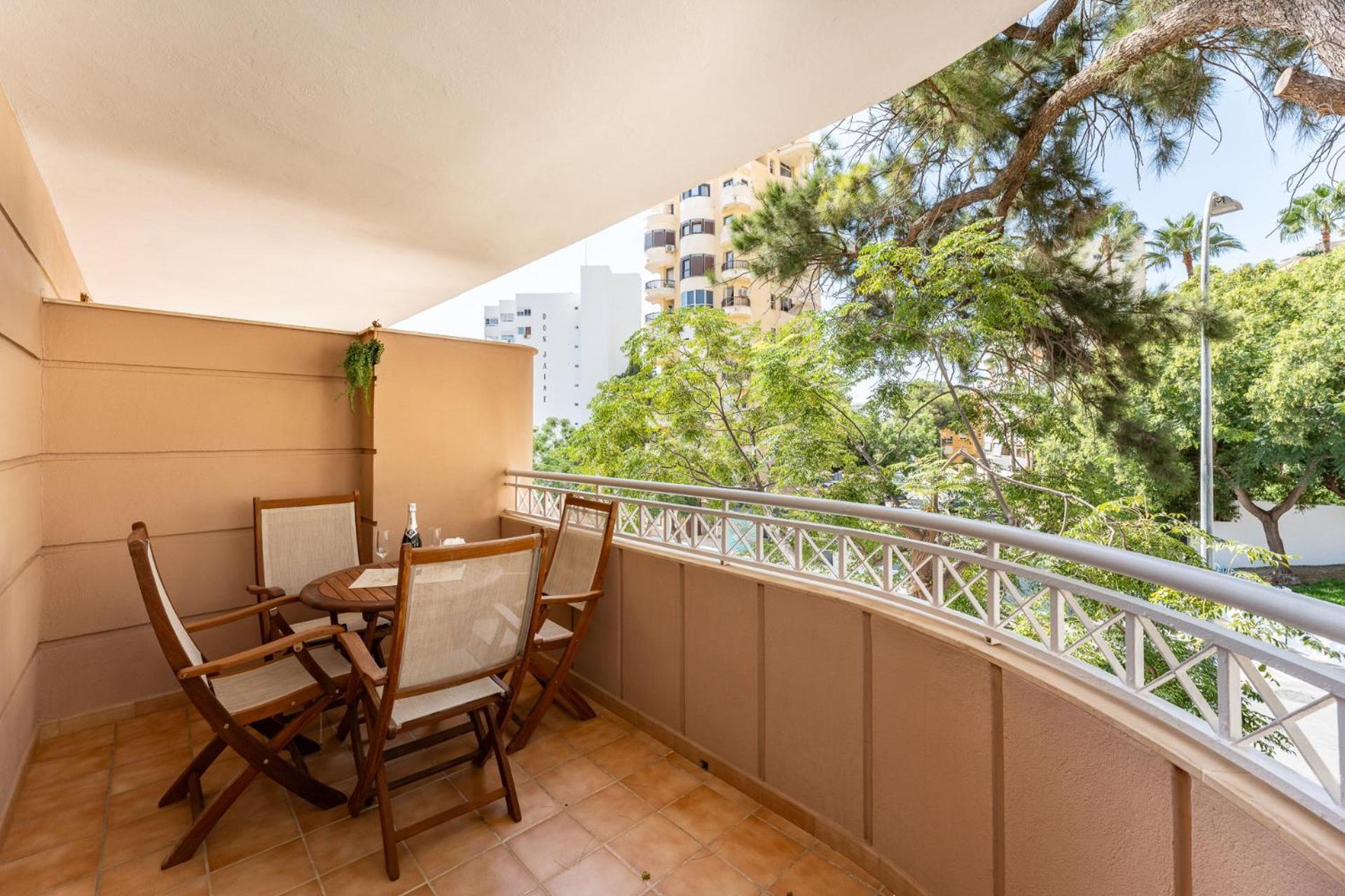 Malagasuite Costa Sol Oasis Torremolinos Extérieur photo