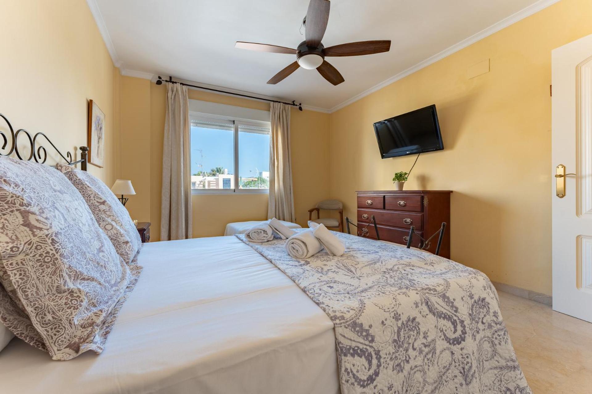 Malagasuite Costa Sol Oasis Torremolinos Extérieur photo